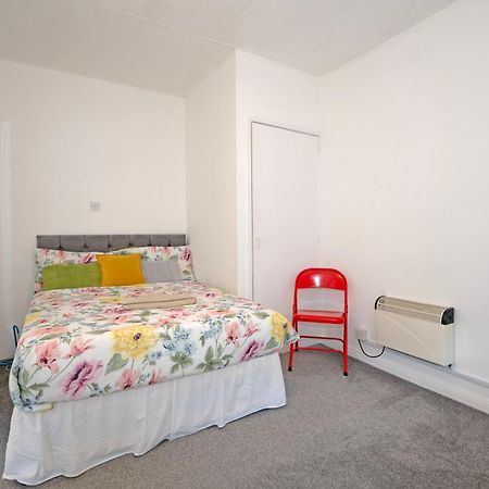 Flat In Clapham Budget Friendly Stay Londýn Exteriér fotografie
